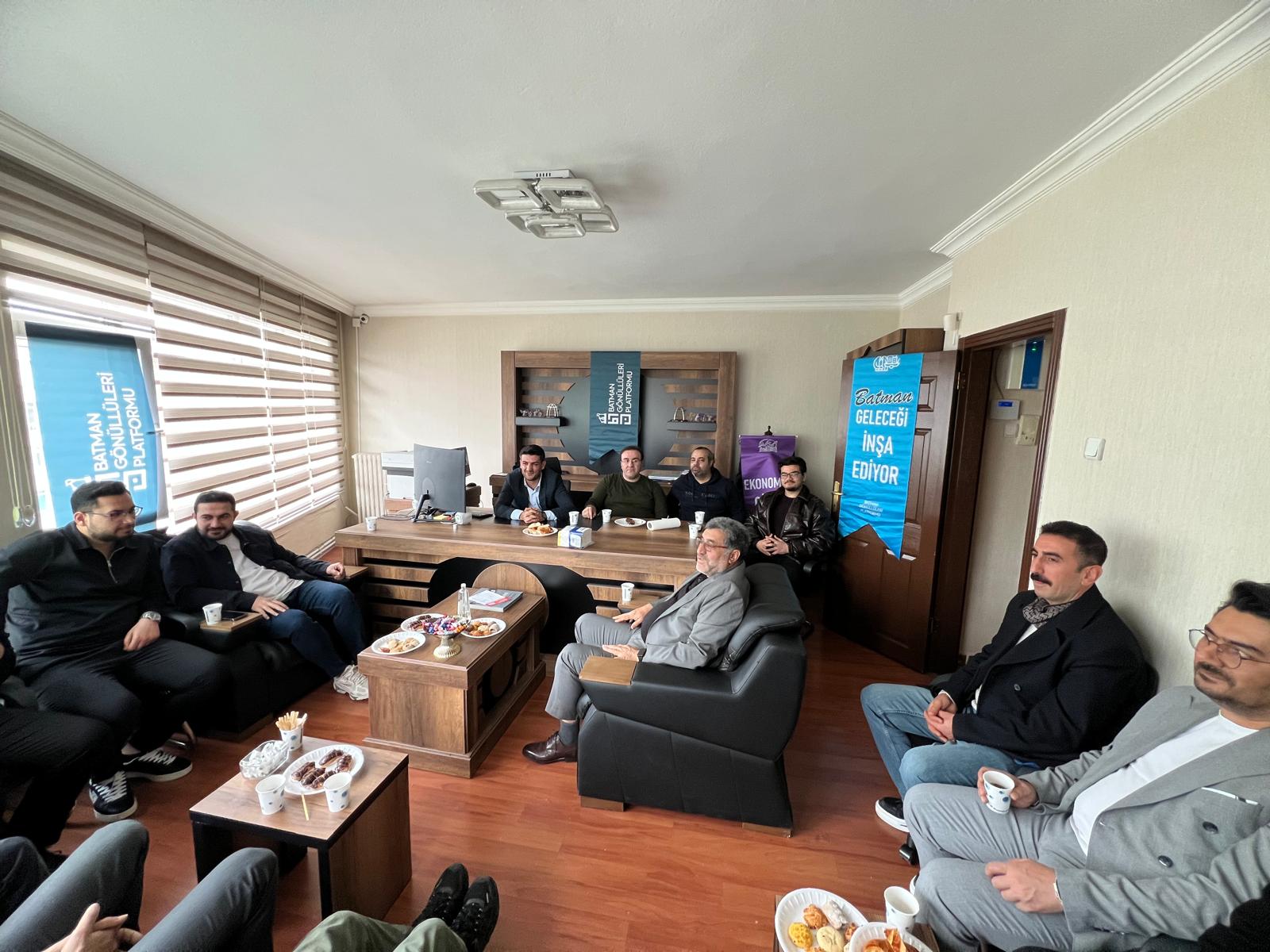 Batman’ın Gönüllüleri Derneği’nden Bayramlaşma Programı