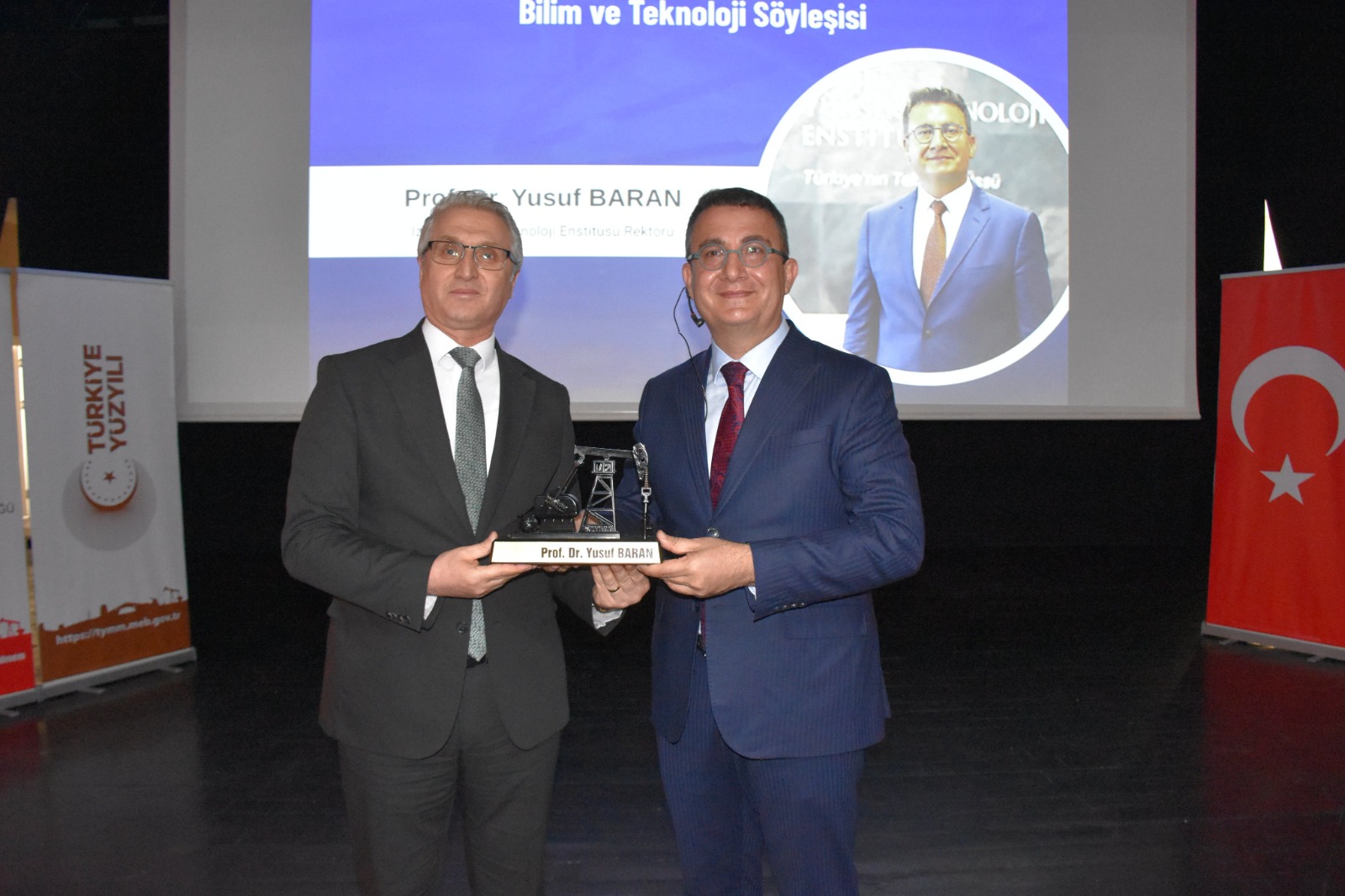 Prof. Dr. Baran, öğretmenlere Bilim ve Teknolojinin Eğitimdeki Yerini Anlattı