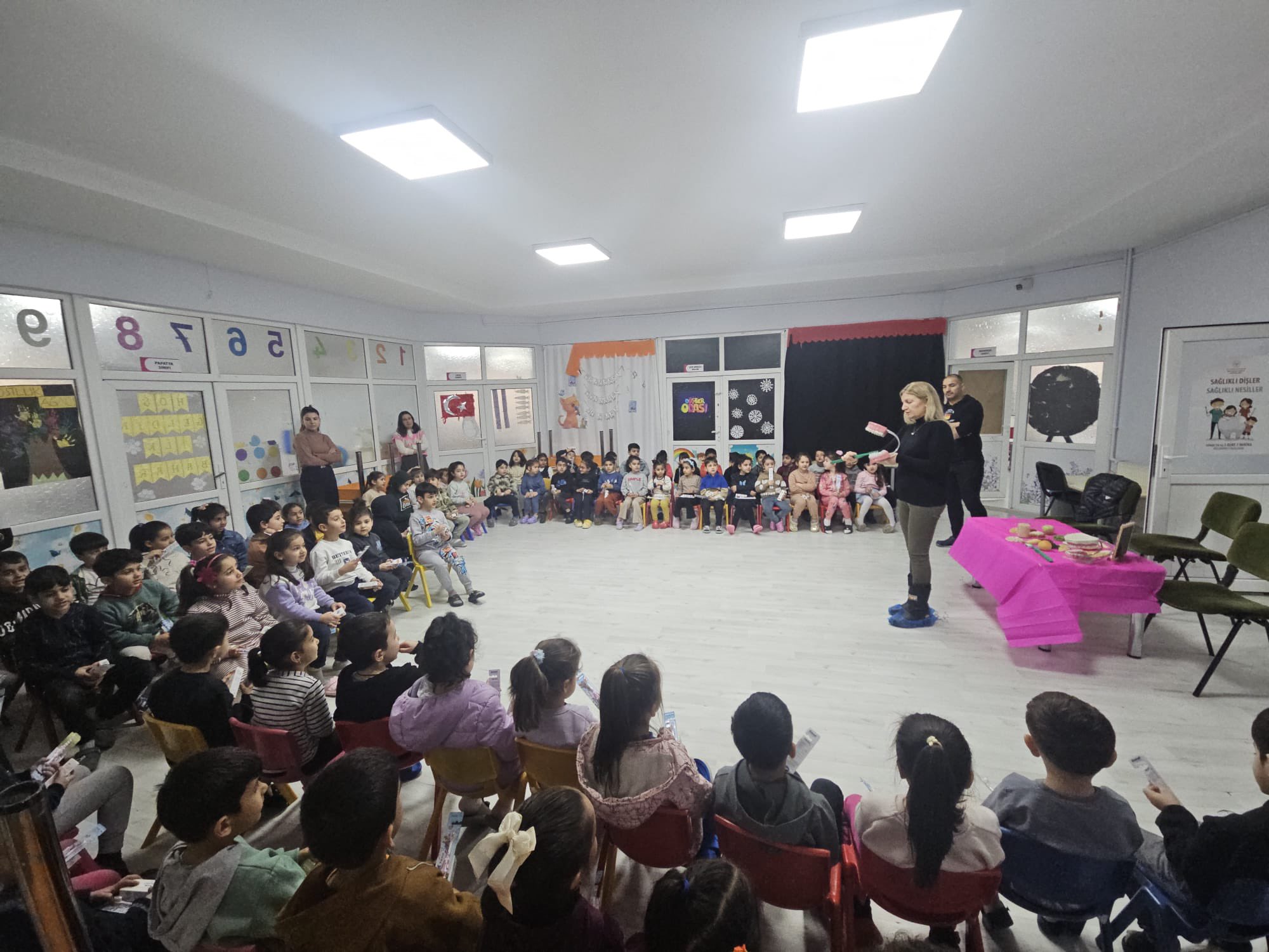 Anaokulu Öğrencilerine Ağız ve Diş Sağlığı Eğitimi