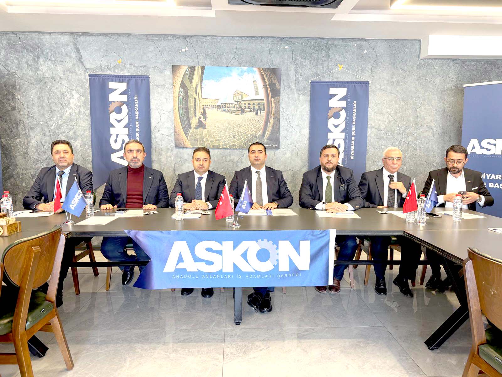 BÖLGE EKONOMİSİ DİYARBAKIR’DA MASAYA YATIRILDI