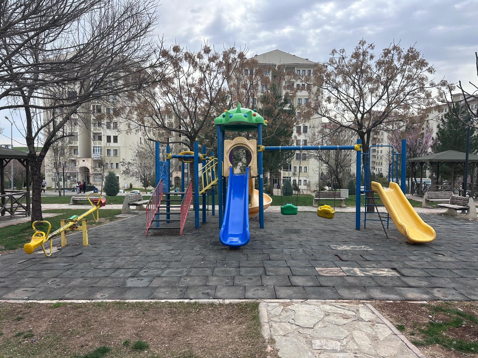 PARK VE BAHÇELER BAYRAMA HAZIR