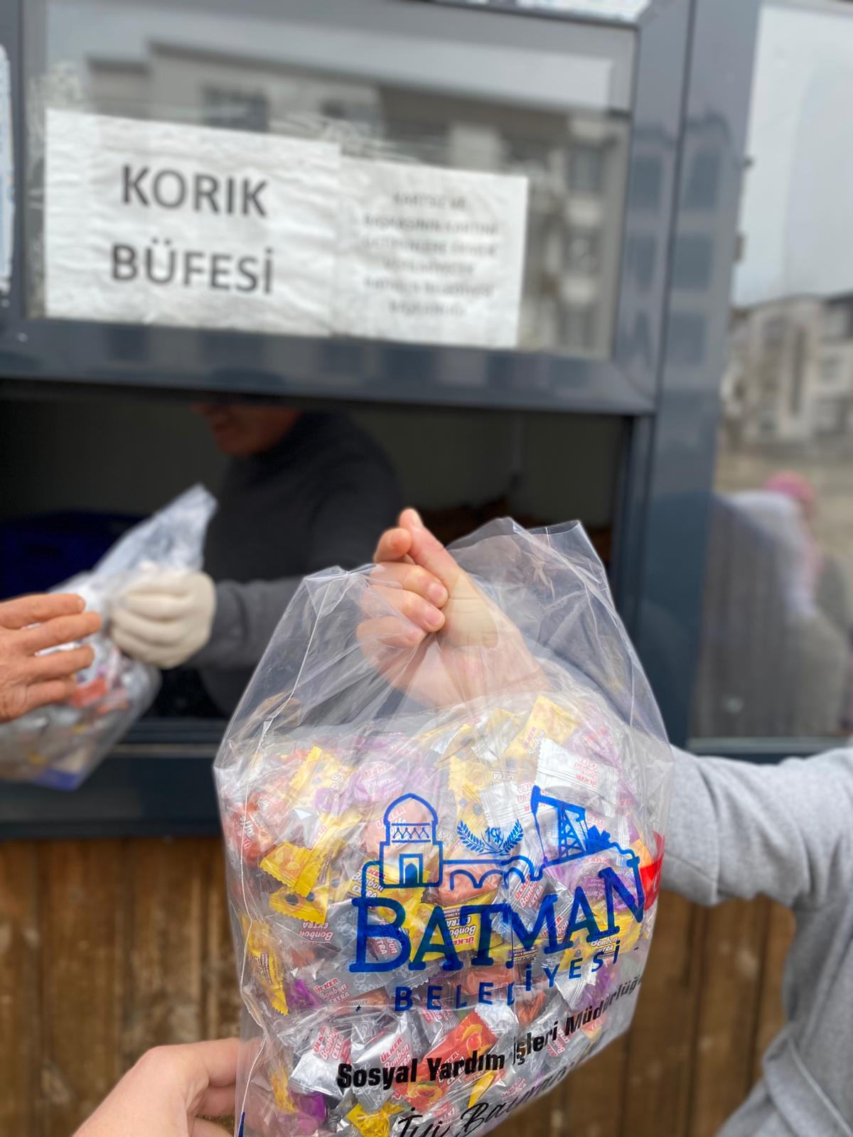 Batman Belediyesi’nden 6 Bin 600 Haneye Bayram Şekeri Desteği