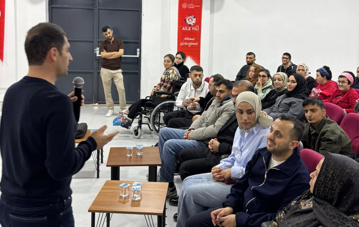 Engelsiz Üniversite Projesi’nde Göz Sağlığı Eğitimi