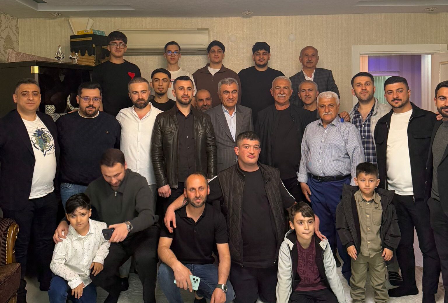 Muhammet Kalkan Öncülüğünde Bayramlaşma: Kalkan Ailesi Bayramda Buluştu