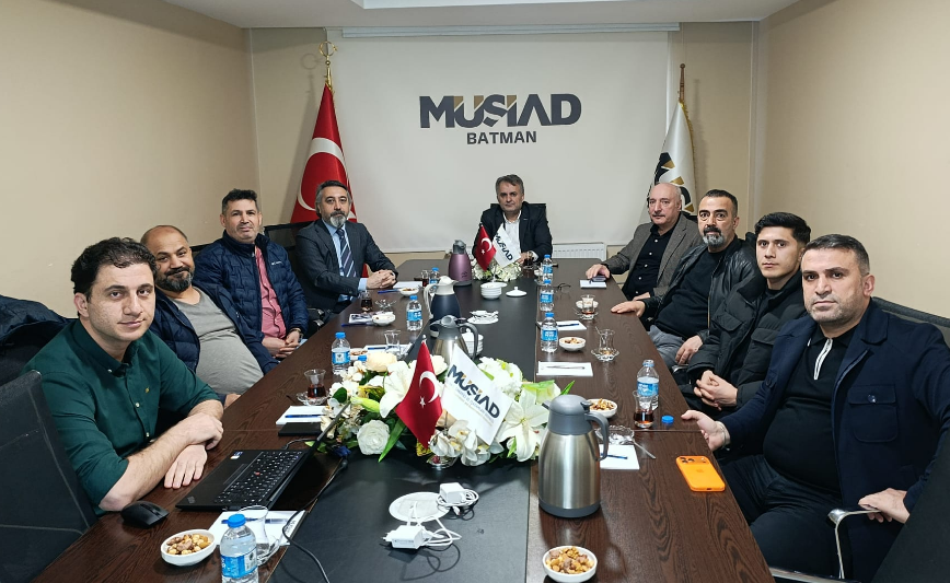MÜSİAD Şube Başkanı Özdemir’den İş Dünyasına Çağrı: “Fırsatları Değerlendirin”