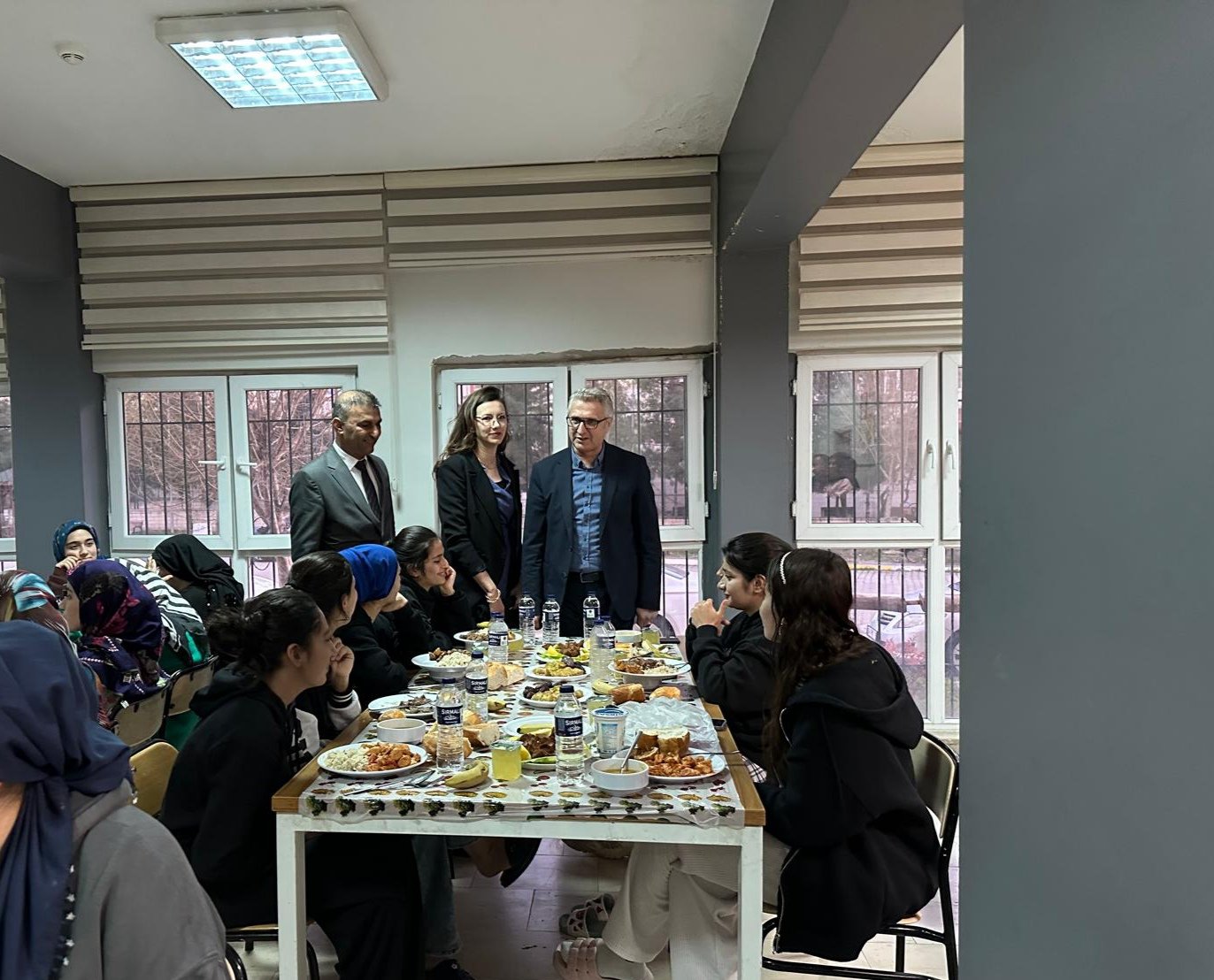 TOBB Güzel Sanatlar Lisesi Pansiyonunda Öğrencilerle İftar Buluşması