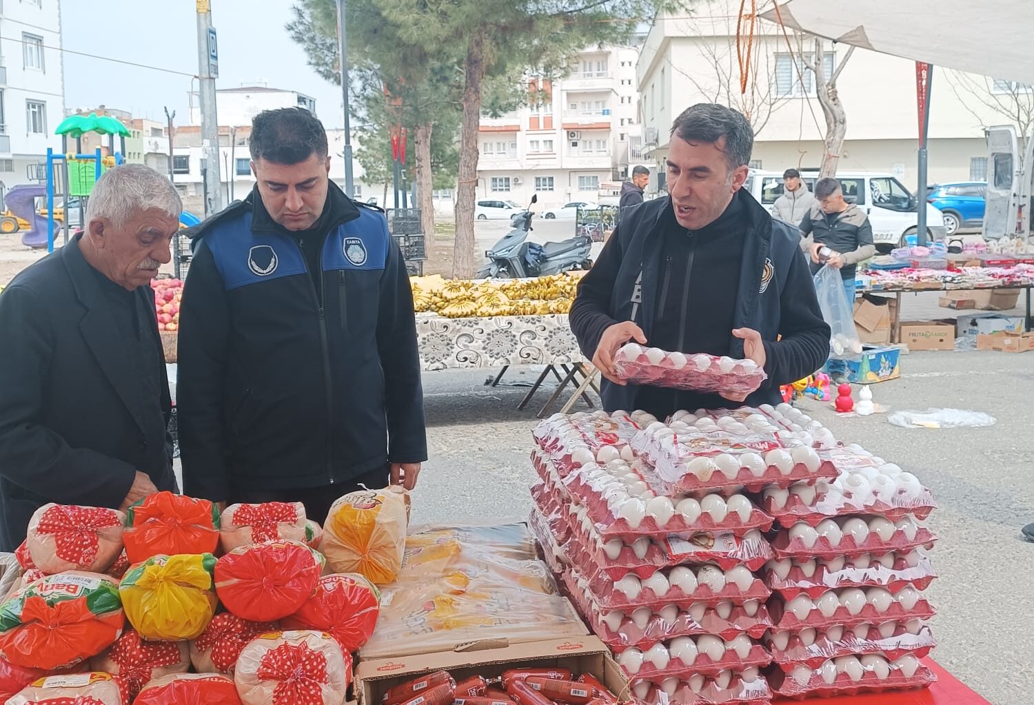 Bayram Öncesi Semt Pazarlarında Denetimler Artırıldı
