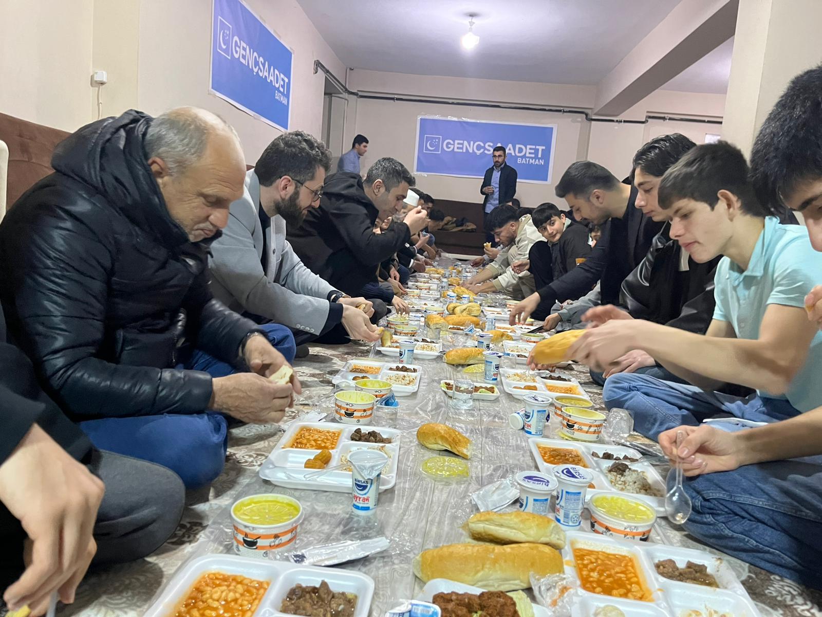 Saadet Gençliği “Kardeşlik Sofrası”nda Buluştu