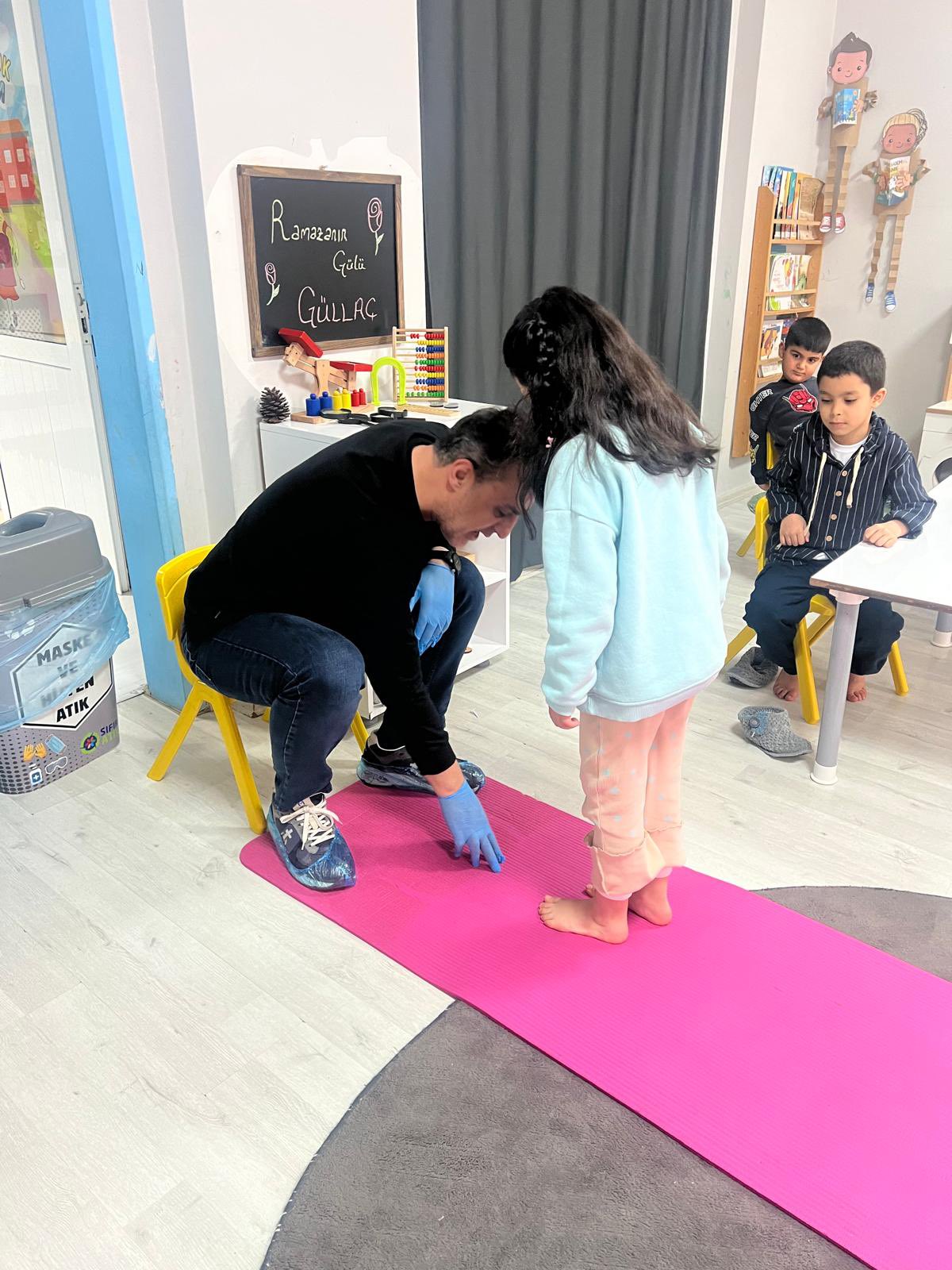 160 Öğrenciye Sağlık Taraması ve Eğitim