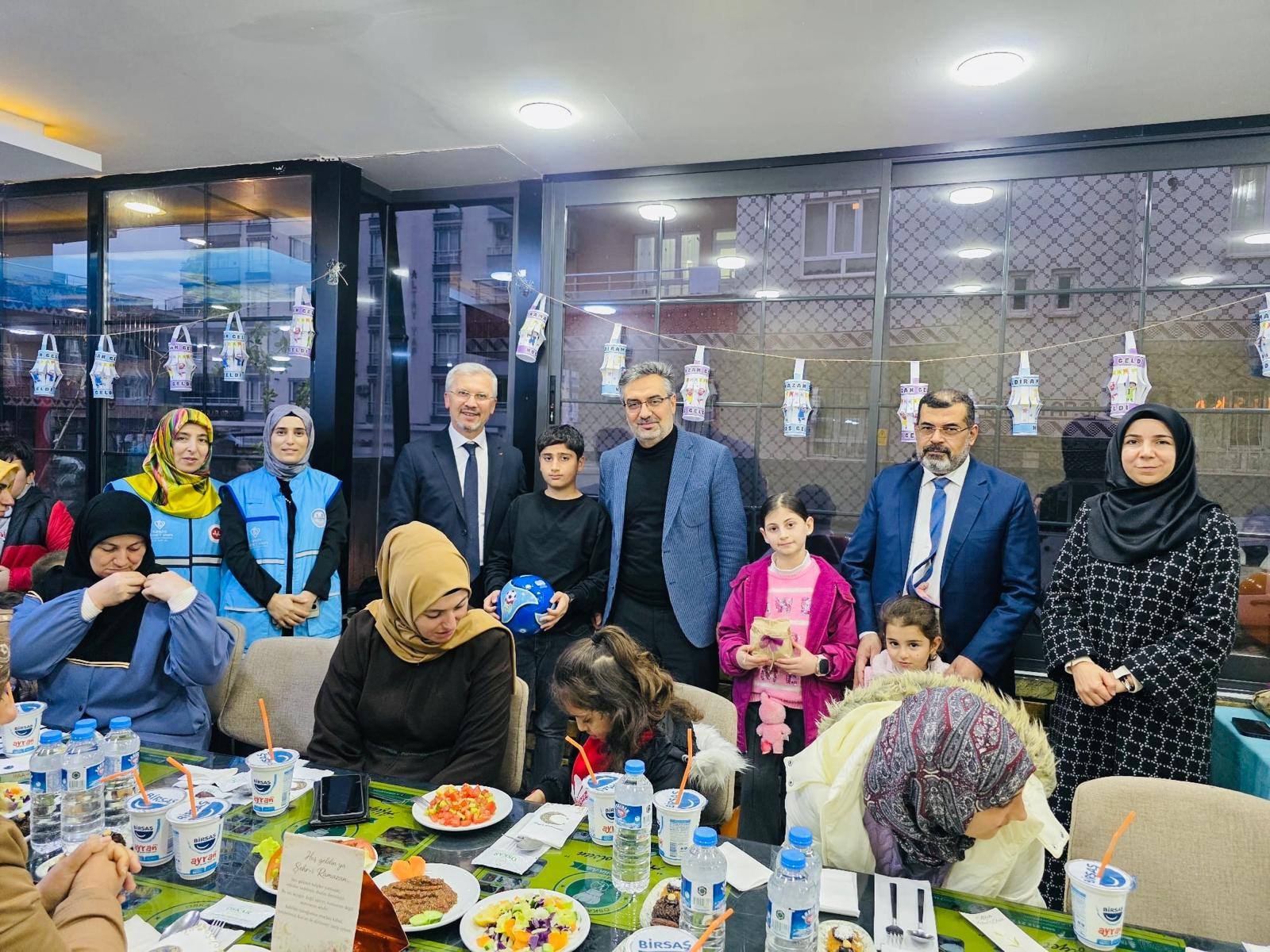 Yetim Çocuklar ve Aileleri İftar Sofrasında Buluştu