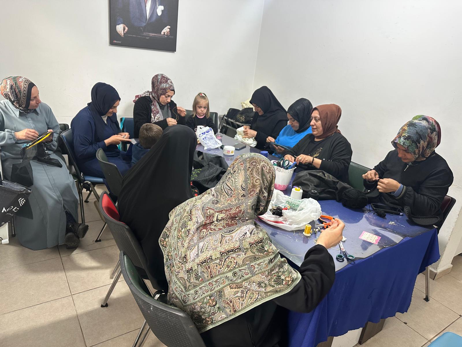 Kadınlar Dikiş Kursuyla Güçleniyor