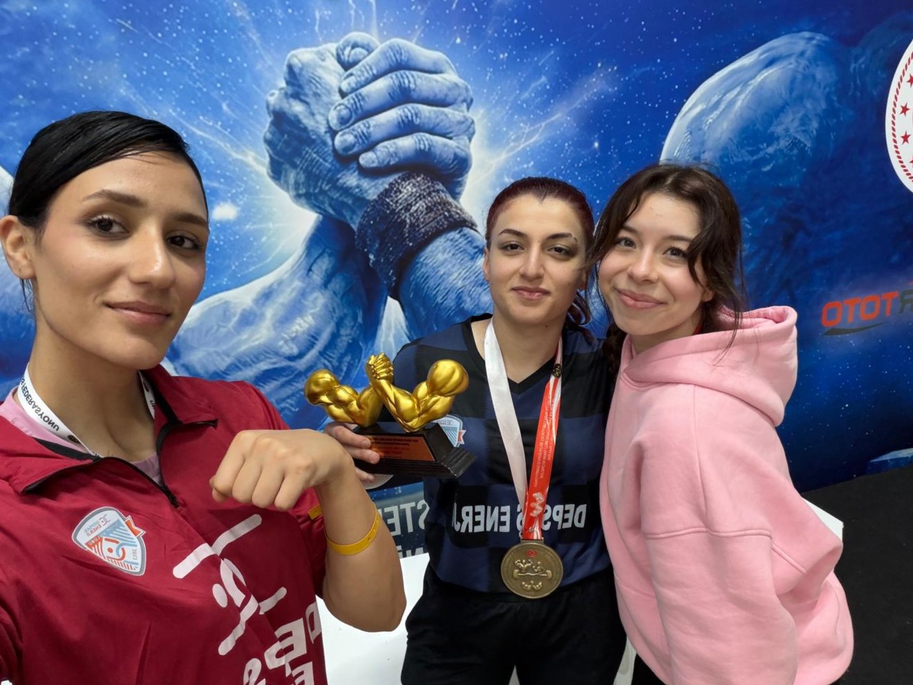 DEPSAŞ Enerji Spor Kulübü Kadın Sporcuları Türkiye’nin Zirvesi’nde