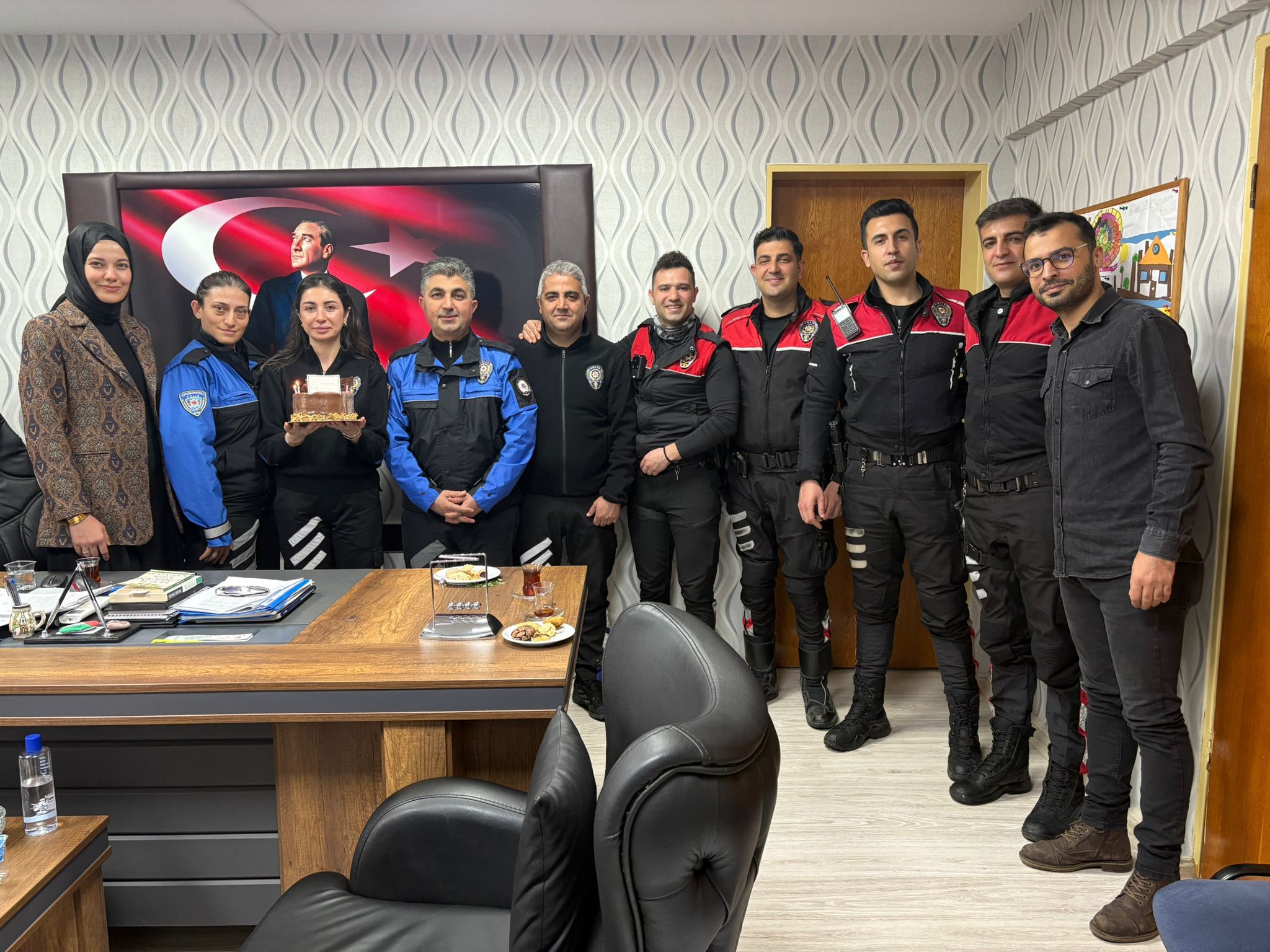 Polis Haftası’nda Sıcak Buluşma Çocuklardan Polislere Yoğun İlgi