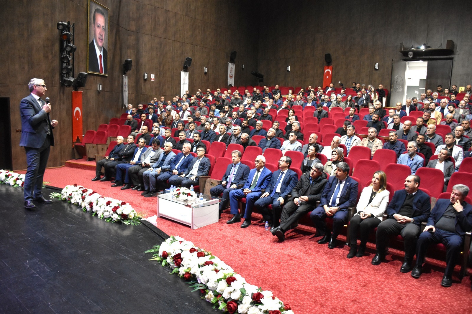 Okullarda alınacak tedbirler toplantıda ele alındı