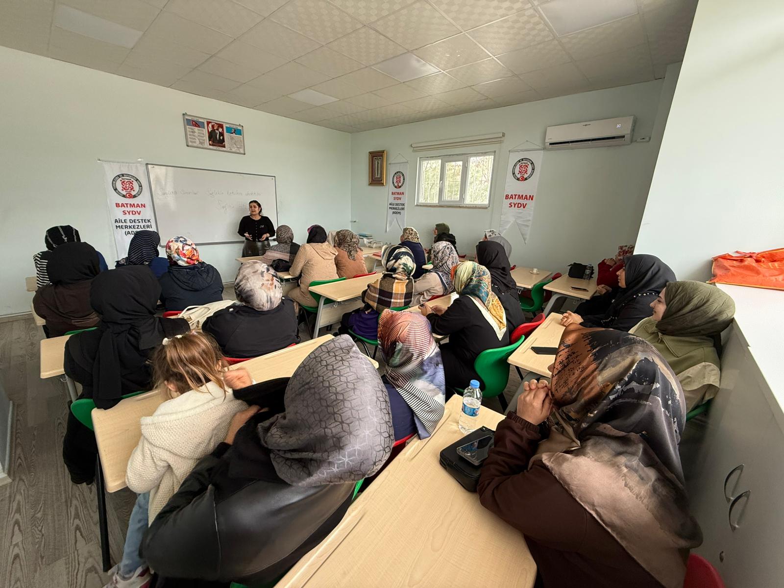 Aile Eğitimleri Devam Ediyor