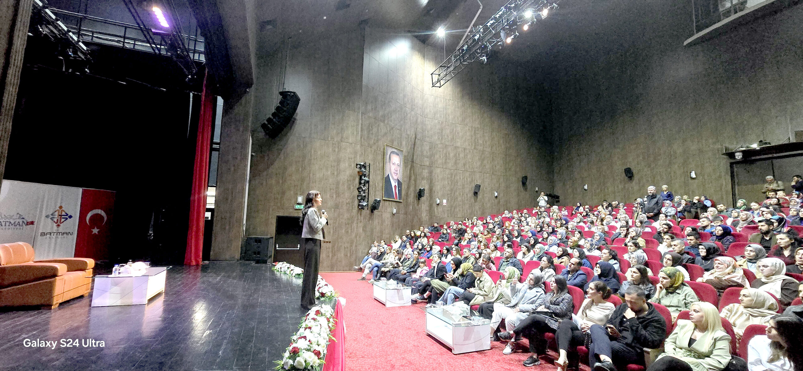 Ebeveynlere “Sınır Var, Sinir Yok” Rehberliği