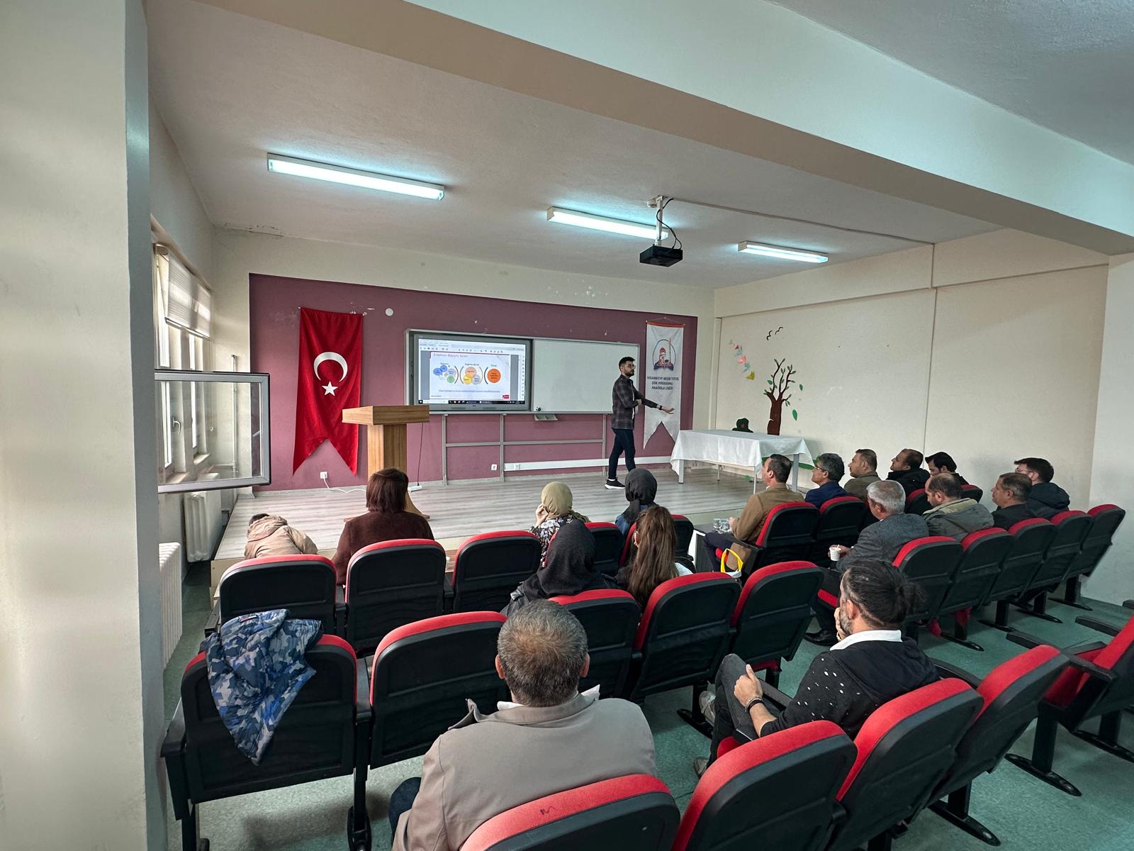 Hasankeyf’te Erasmus+ ve Fon Eğitimi