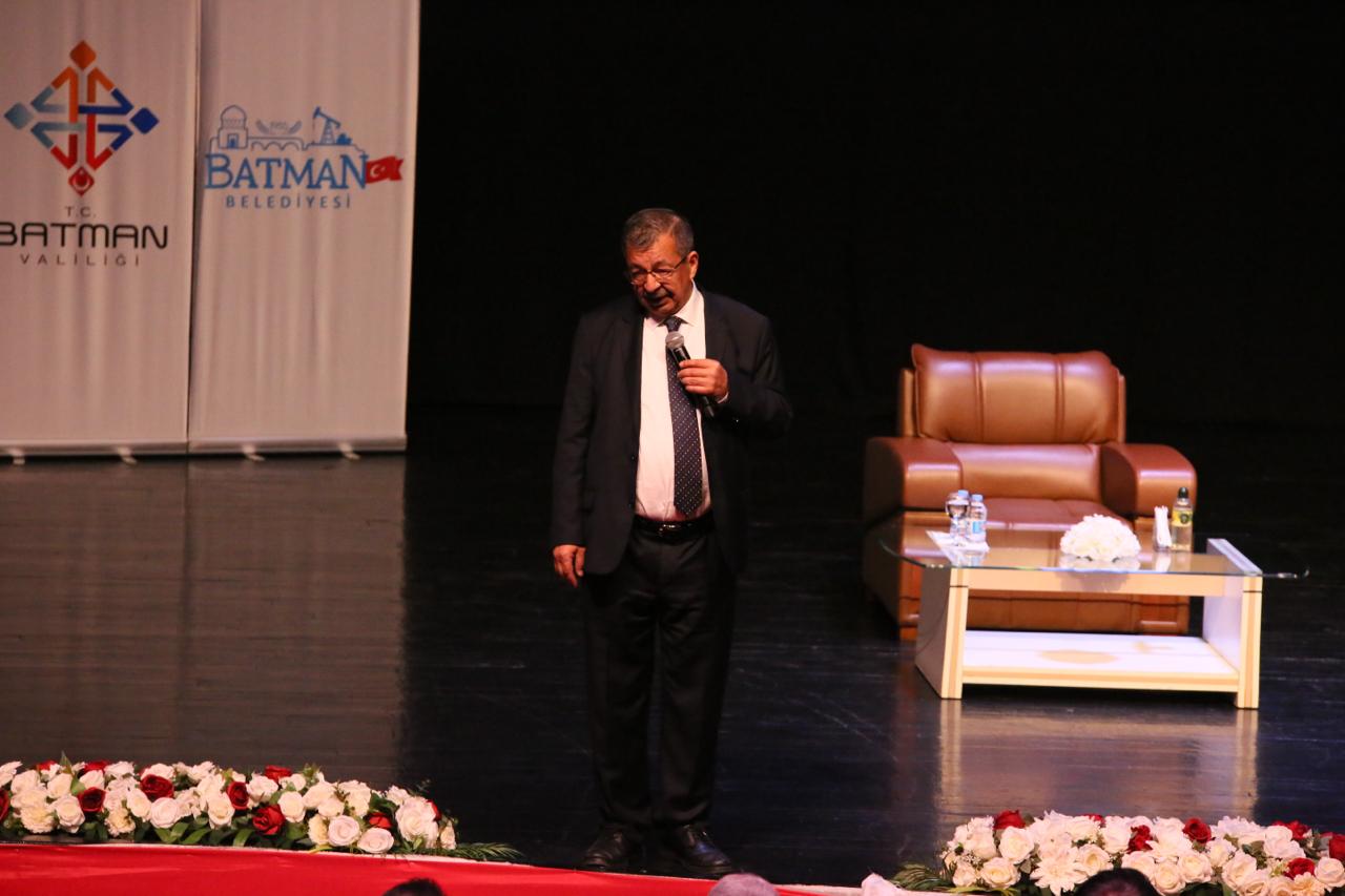 Hayati İnanç: “Bu Tür Buluşmalar Kültürel Hafızayı Canlı Tutuyor”