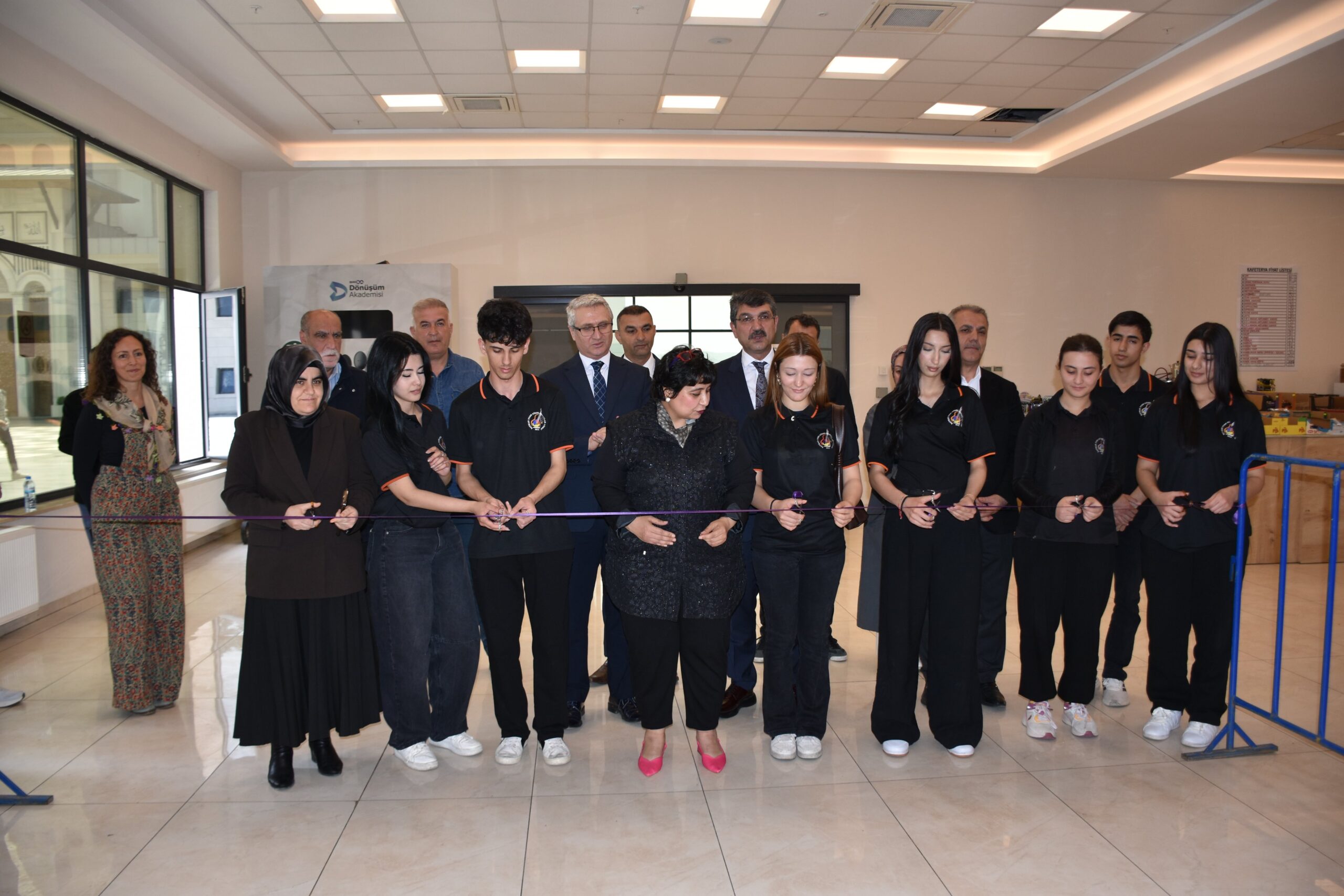 Leyla Tunç’un 3 Boyutlu Resim Sergisi Açıldı