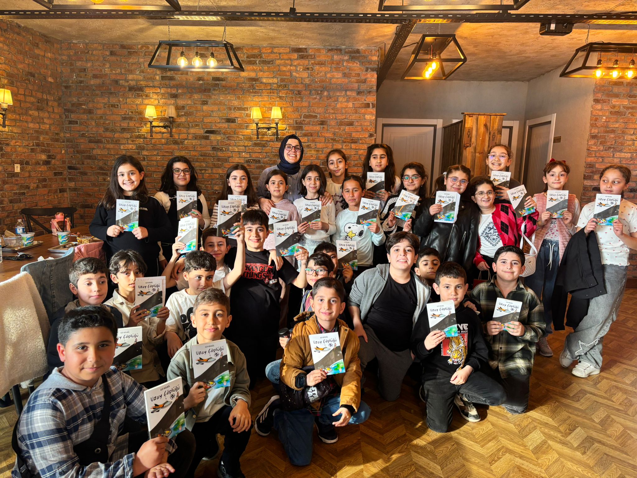 Miniklerden Kitap Okuma Kulübü