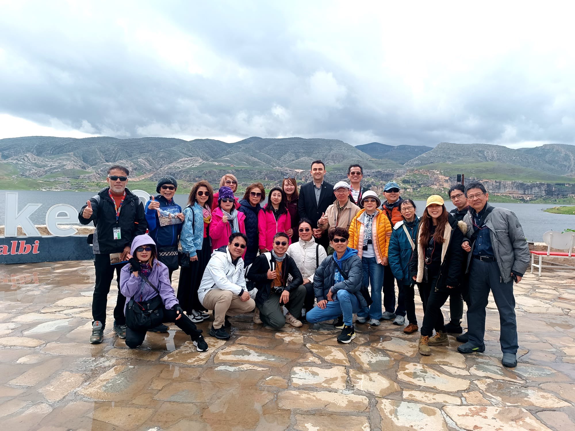 Hasankeyf’te Tayvanlı Turistlere Kaymakam İmrak’tan Yakın İlgi