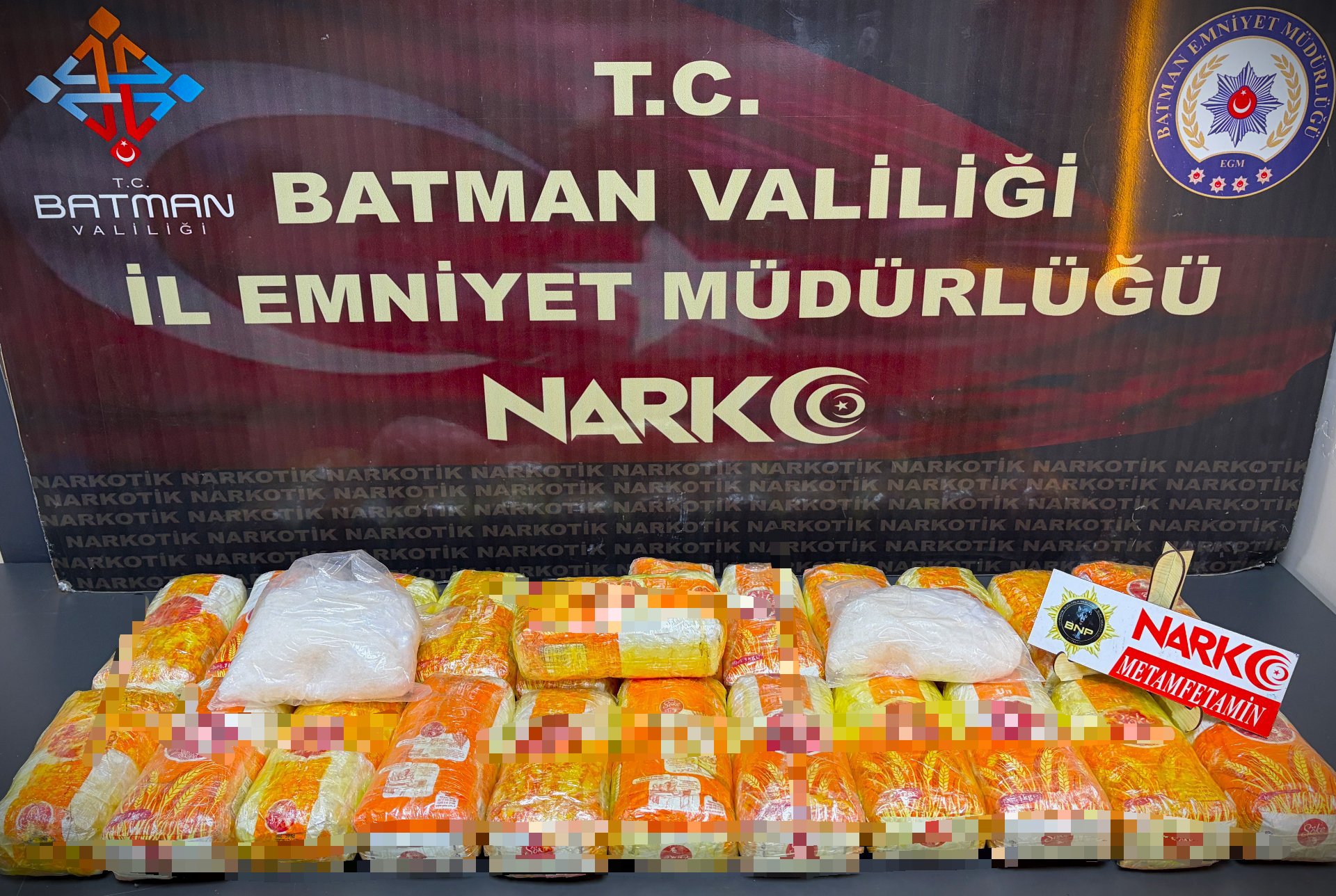 Çekicide Uyuşturucu Operasyonu: 24,6 Kilo Metamfetamin Ele Geçirildi