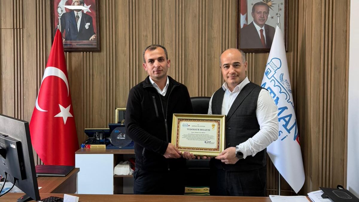 Otobüste Bulunan Ziynet Eşyası Sahibine Teslim Edildi