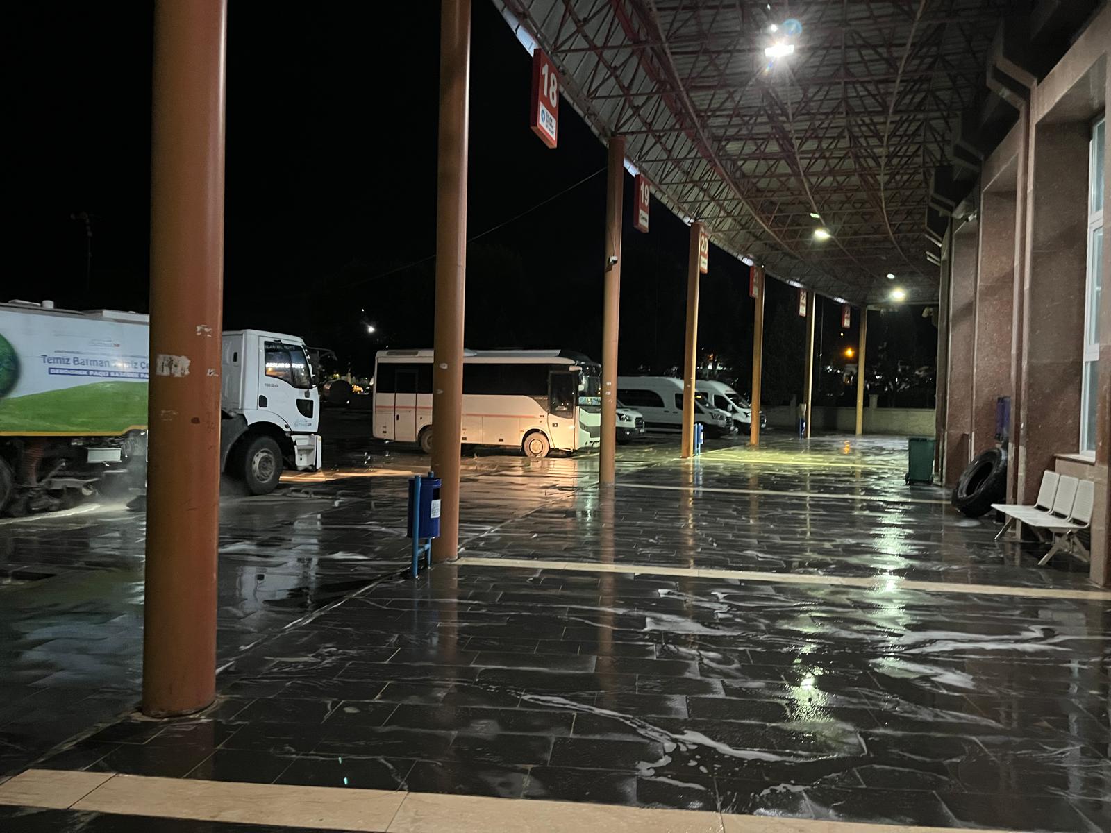 BAŞTİ’DE BAYRAM ÖNCESİ YOĞUN TEMİZLİK VE DEZENFEKTE ÇALIŞMASI