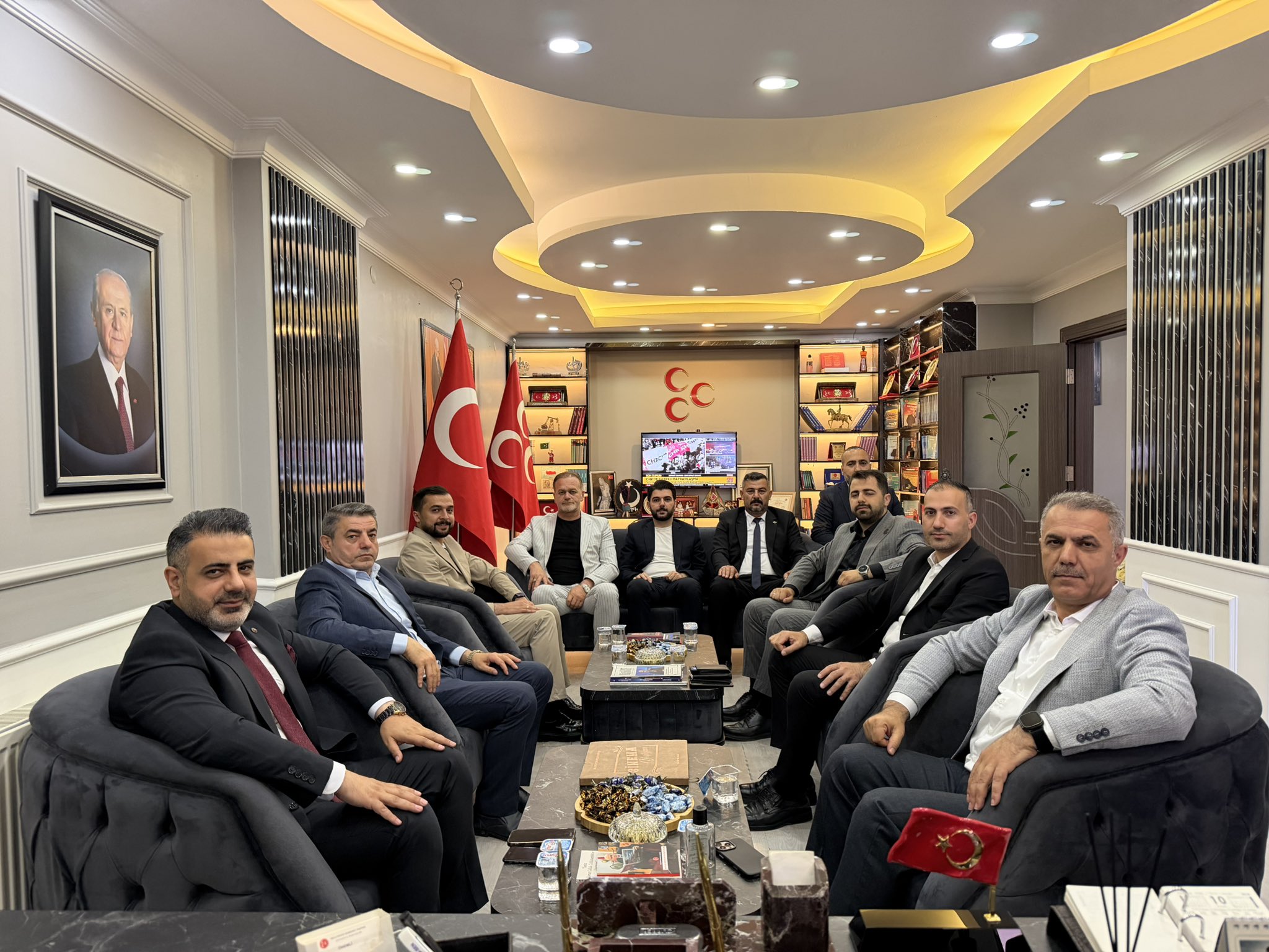 AK Parti’den MHP Batman İl Başkanlığına Bayram Ziyareti
