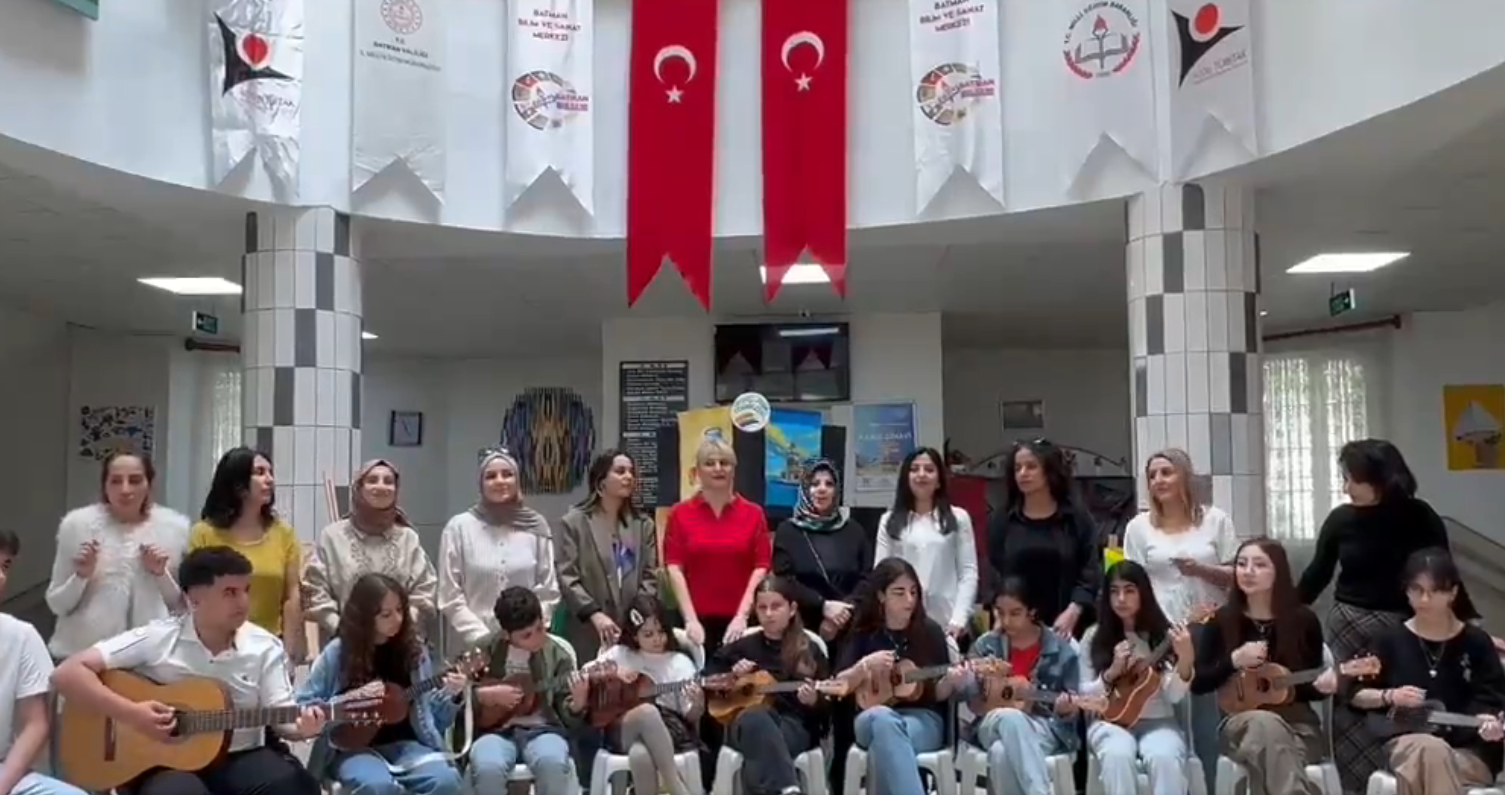 Batman Bilim ve Sanat Merkezi’nden, Anneler Günü etkinliği