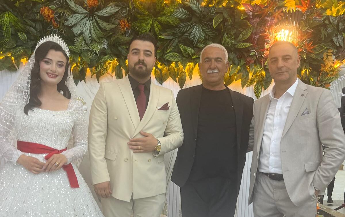 Altınsoy ve Geyik Ailesinin Görkemli Düğünü