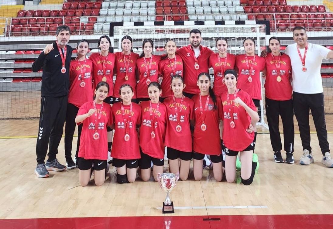 1955 Belediyespor Hentbol takımı Türkiye şampiyonu