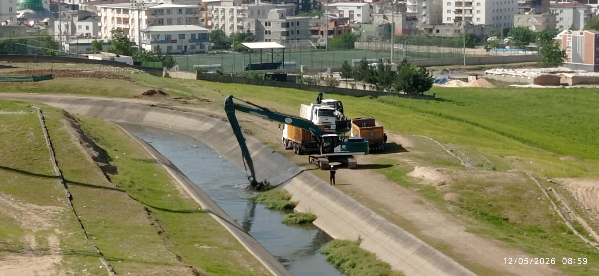 10 Kilometrelik Kanal Hattı Temizleniyor