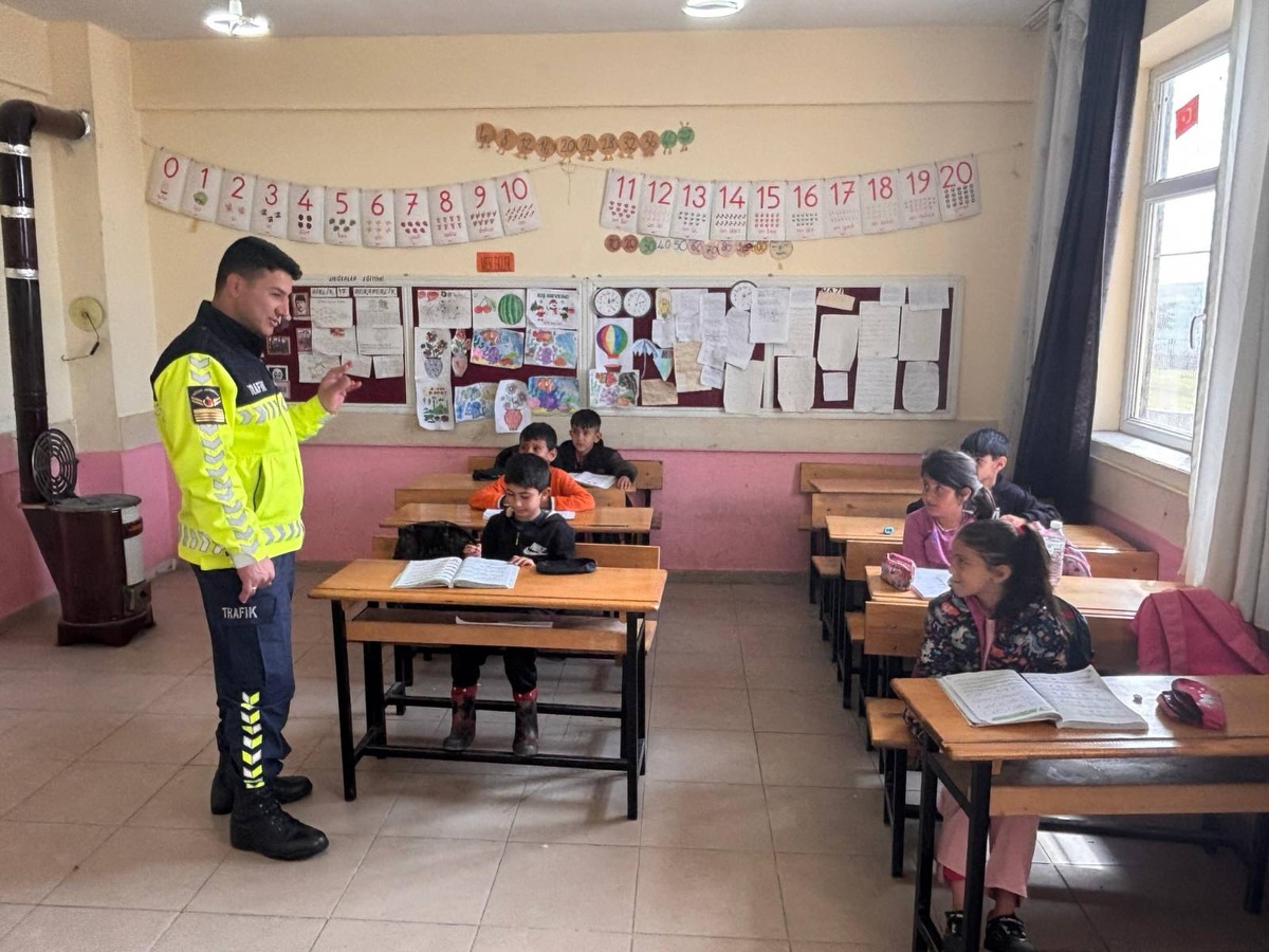 Kozluk’ta Öğrencilere Trafik Eğitimi Verildi