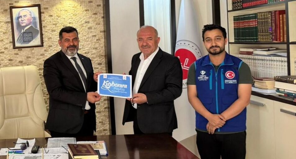 Hayırsever İş İnsanı Dinç’ten TDV Batman Şubesi’ne kurban bağışı
