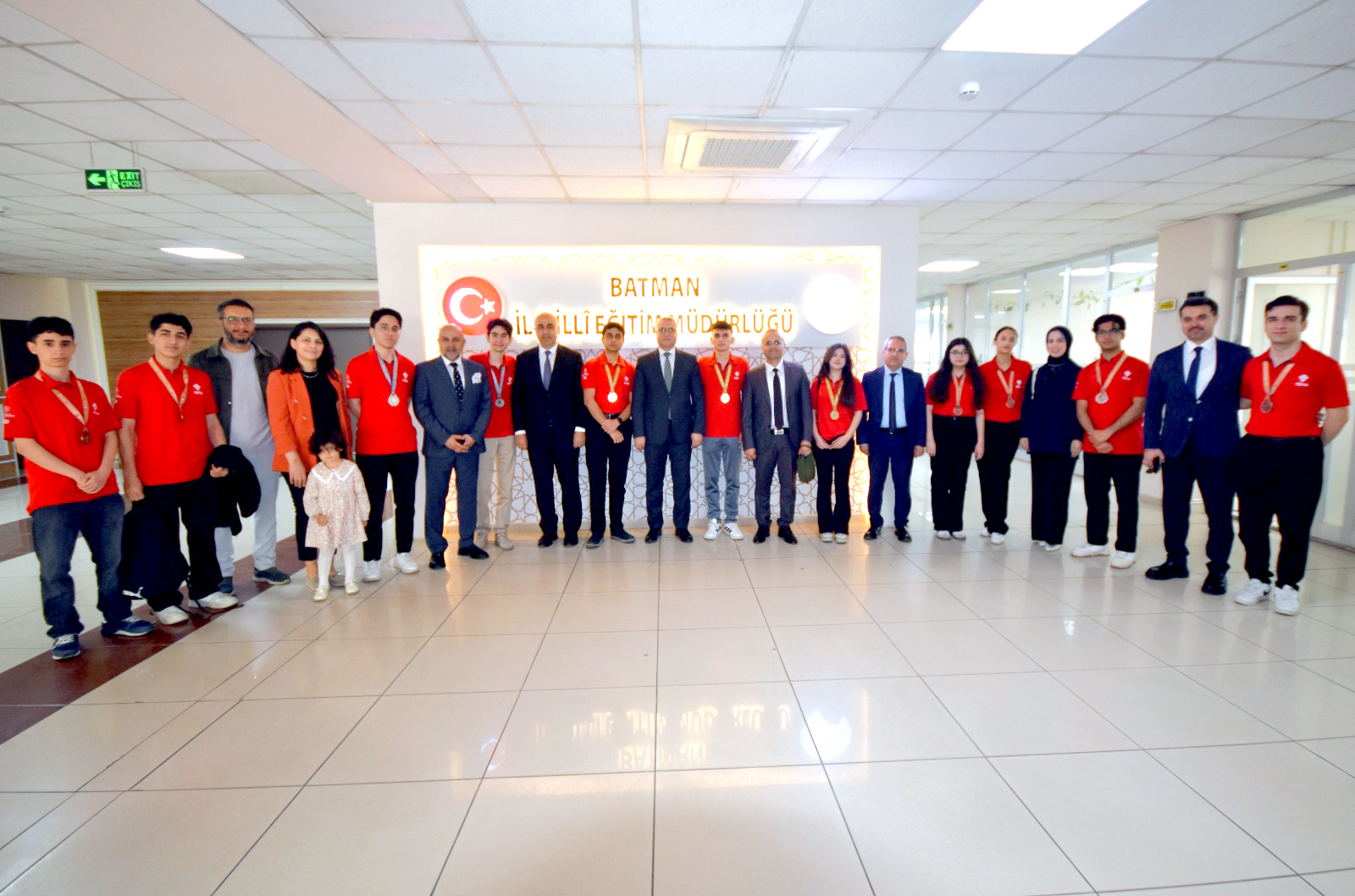 TÜBİTAK Türkiye Derecesi Alan Öğrencileri Ağırladı