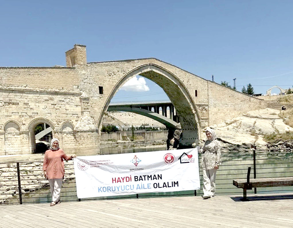 Malabadi Köprüsü’nden Koruyucu Aile Çağrısı