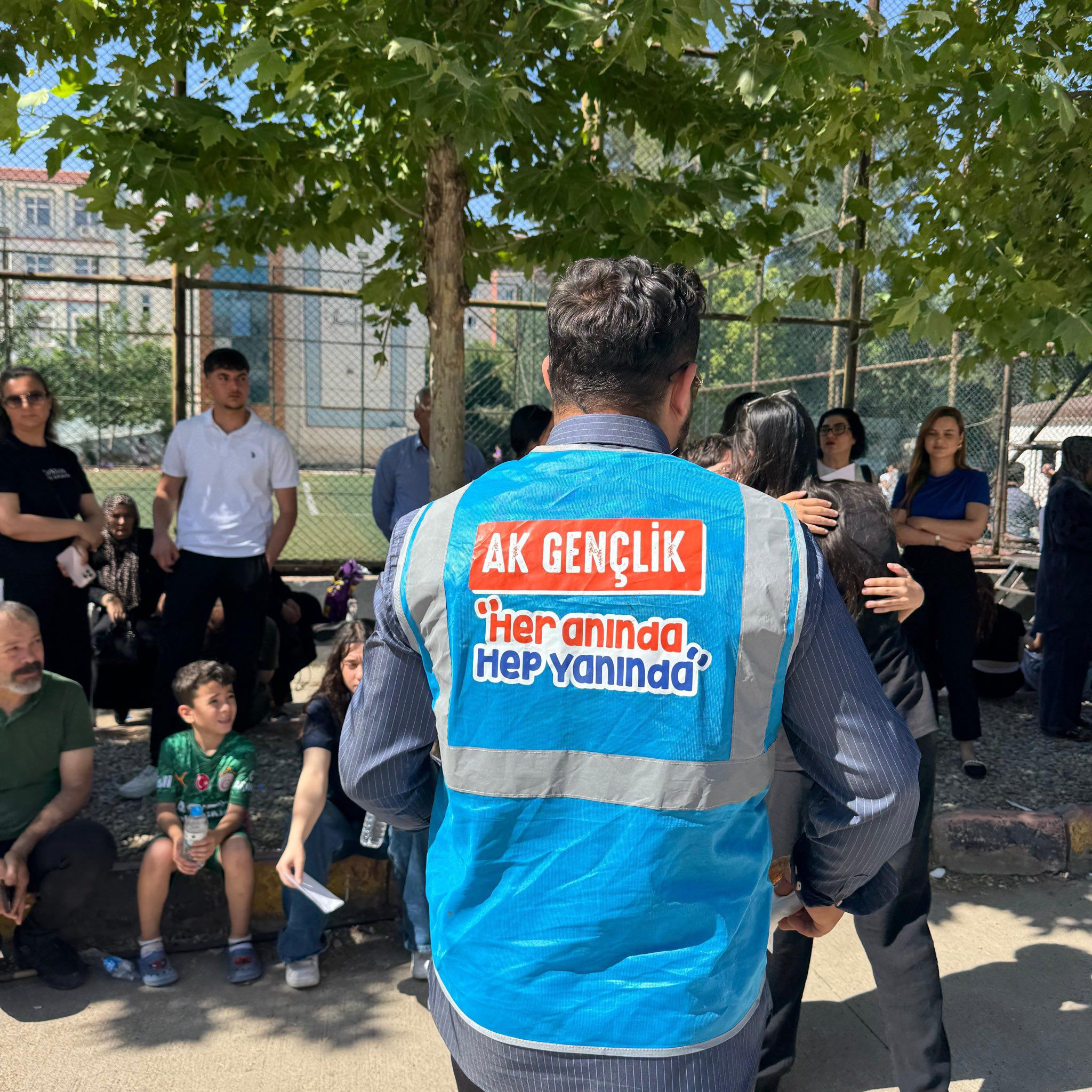 AK Gençlik’ten YKS Adaylarına Moral Desteği