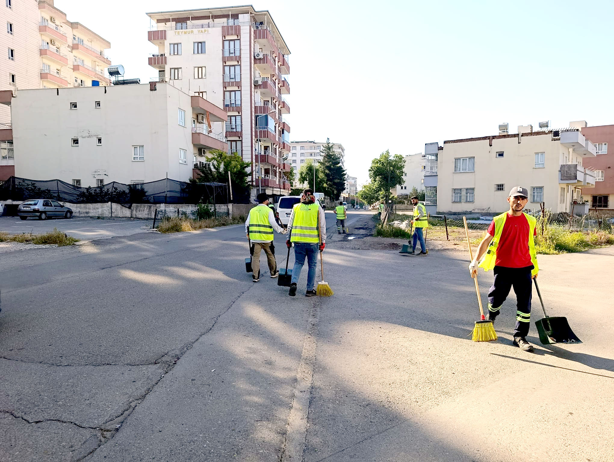 Petrol ve Hürriyet Mahallelerinde Temizlik Mesaisi