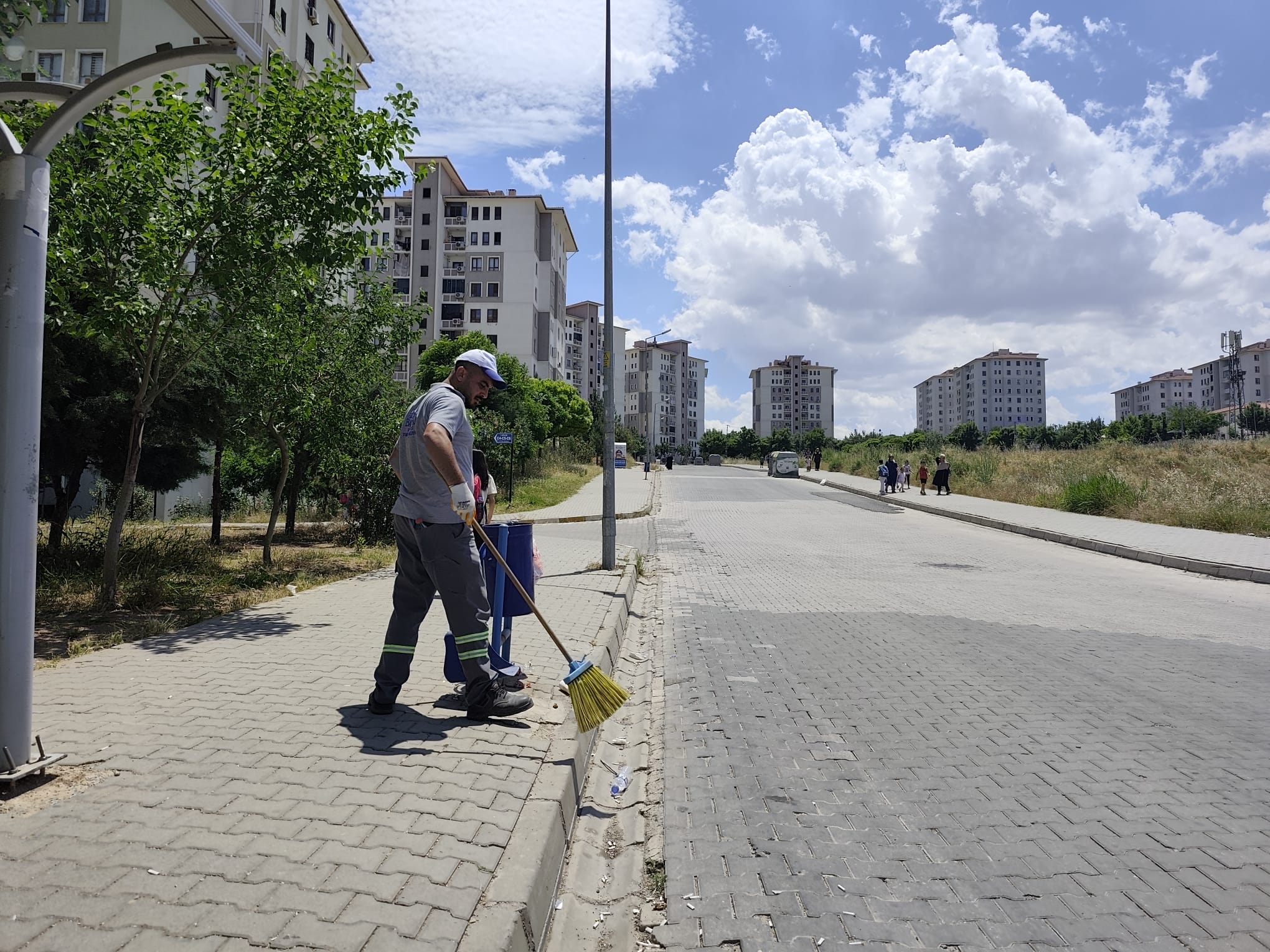 Emekli TOKİ’de Kapsamlı Temizlik Çalışması