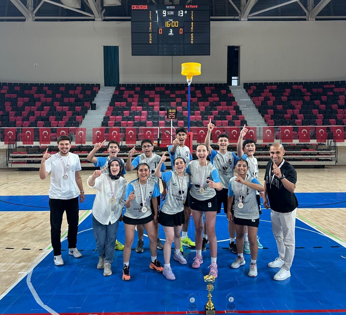 Batman Spor Lisesi Korfbol U17’de Türkiye Şampiyonu Oldu
