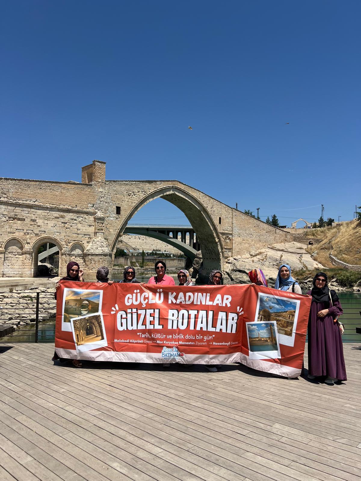 Kadınlar Batman’ın Tarihi Değerlerini Geziyor