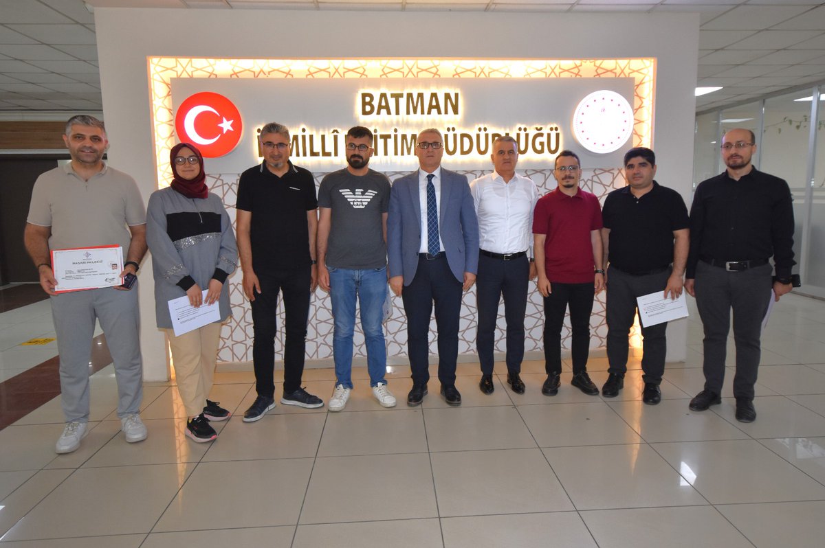Özel Büro Personeline Başarı Belgesi