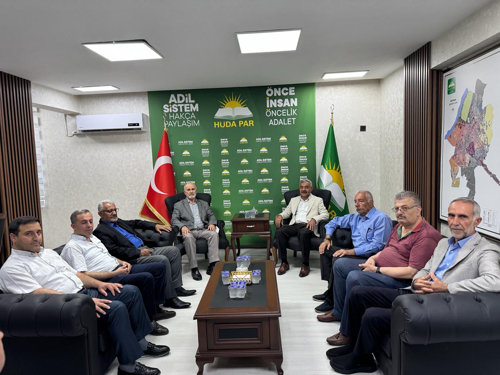 Saadet Partisi’nden HÜDA PAR’a Ziyaret