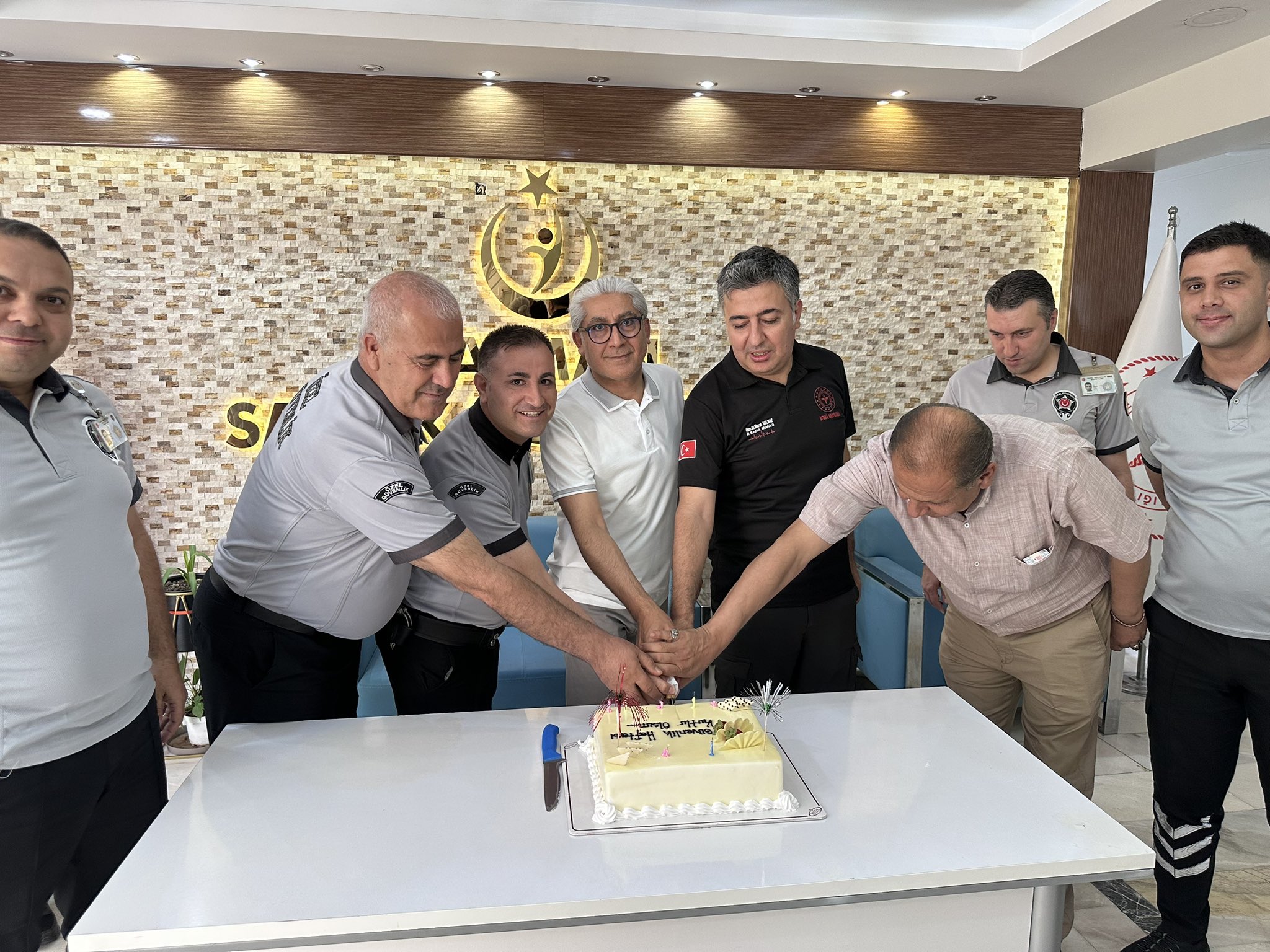 Sağlık Müdürü Solmaz’dan Güvenlik Personeline Özel Güvenlik Haftası Kutlaması