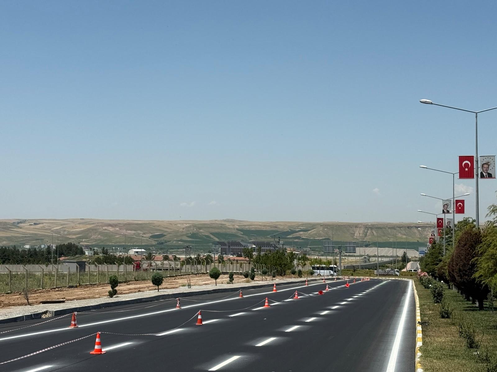 Recep Tayyip Erdoğan Bulvarı’nda Yol Çizgileri Yenileniyor