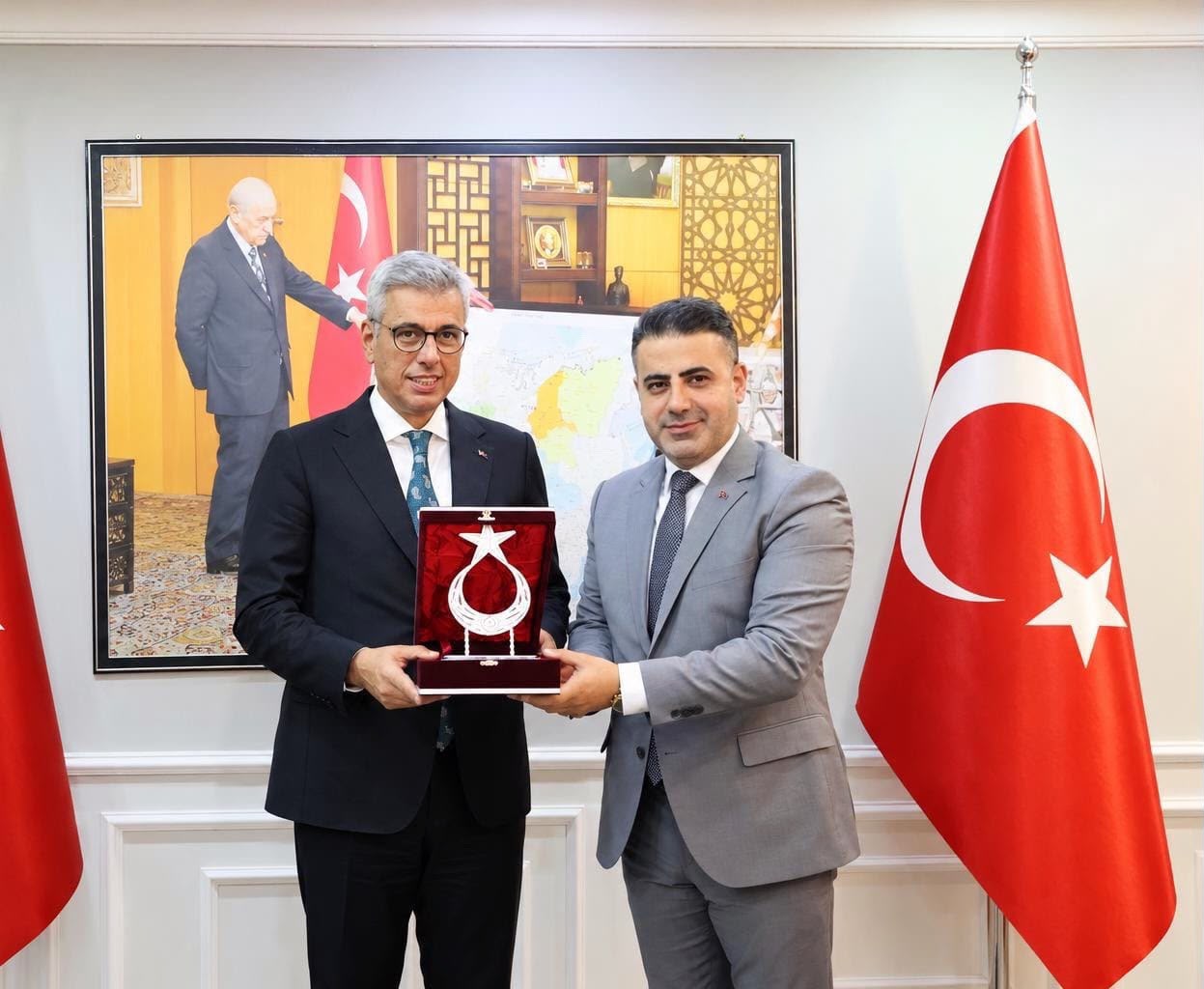 İl Başkanı Çetin, Bakan Memişoğlu’na kentin sağlık ihtiyaçlarını iletti