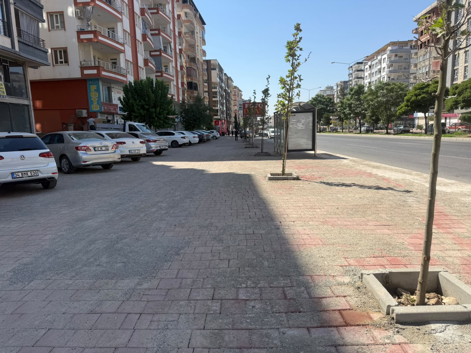 TPAO Bulvarı’nda Kaldırımlar Yenileniyor