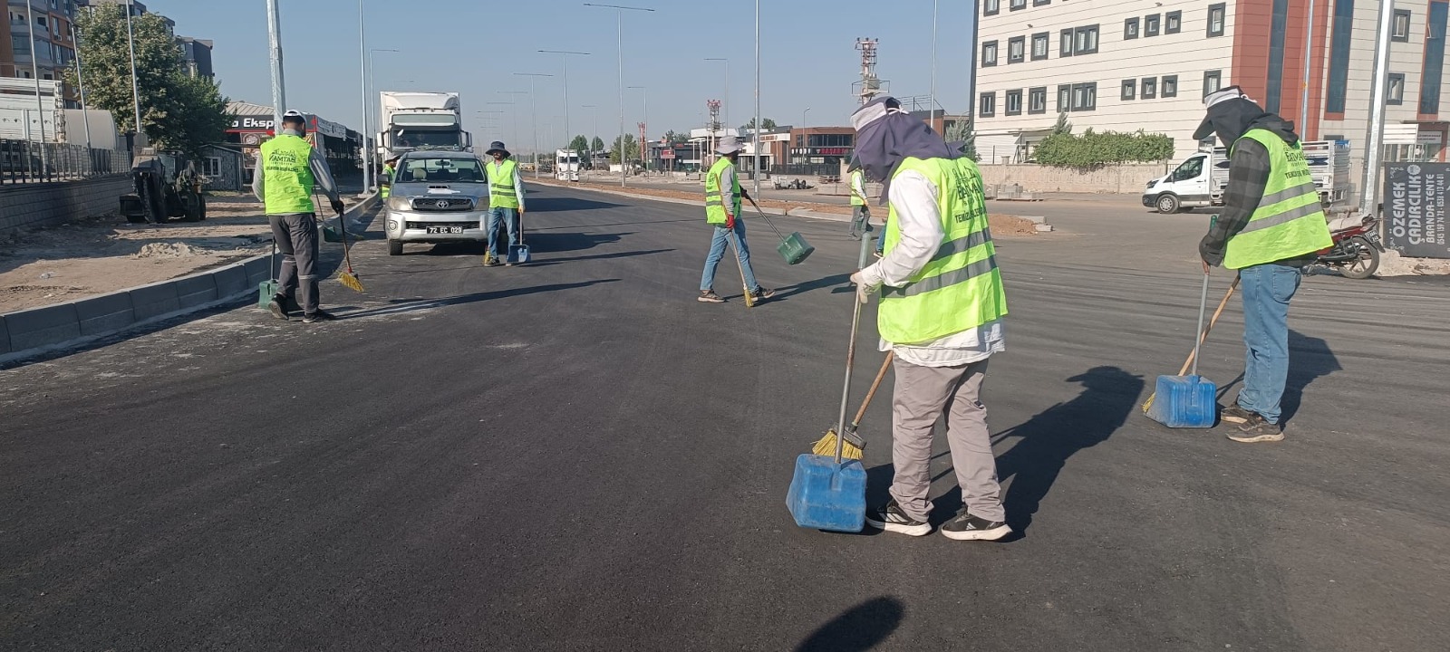 Hilal Mahallesinde Genel Temizlik Çalışması