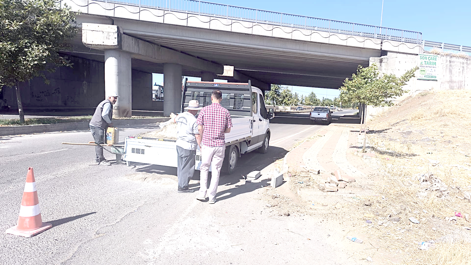 İki Mahallede Yol Konforu Artıyor